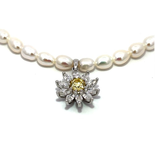 Flourishan "Sunlit Daisies" Necklace - 14k White Gold Vermeil #12292
