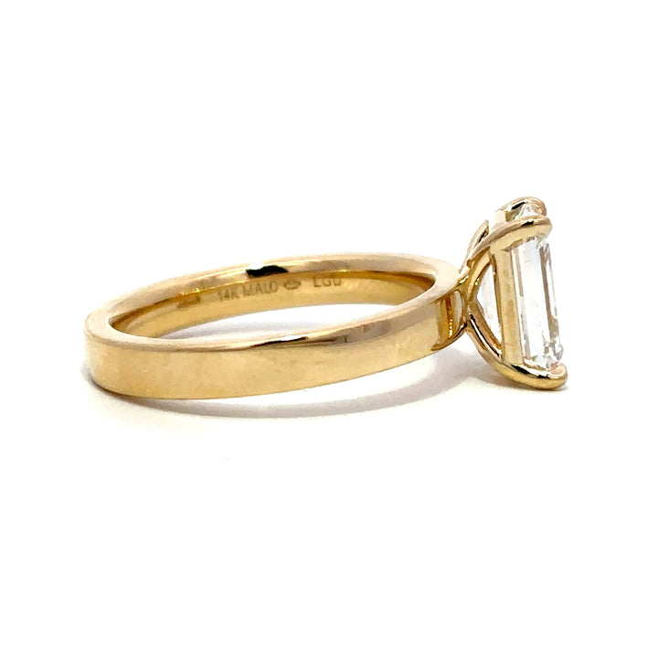 Solitaire Wide Band Ring (Emerald) - 14k Yellow Gold 2.03ct #12816